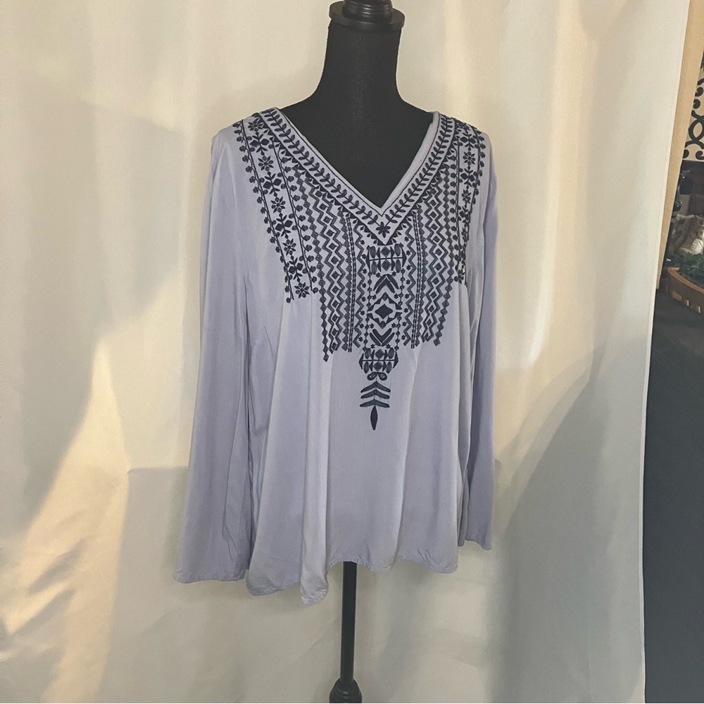 Women's GRACE purple embroidered design xl top 100% Viscore material.